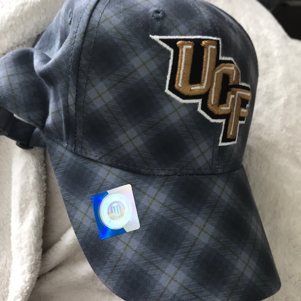 UCF hat - Picture 3 of 3